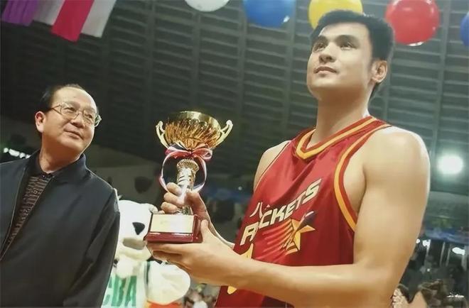 而纽卡斯尔 而纽卡斯尔