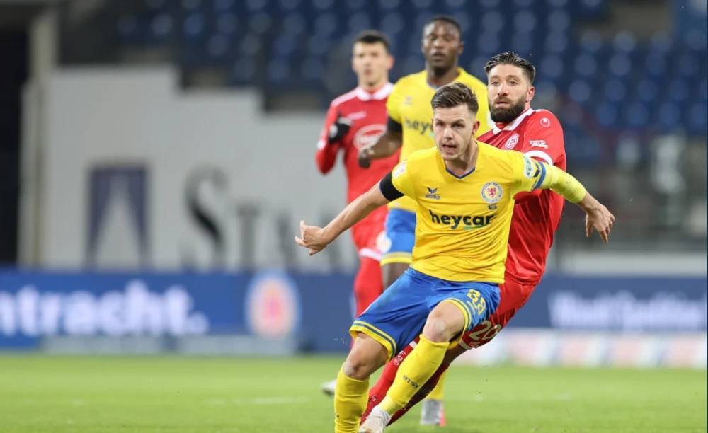 动的一方 动的一方